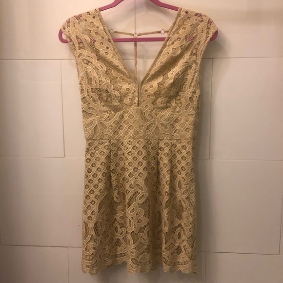 👗EUC/Free People Creme Lacey Mini Dress - Picture 5 of 8